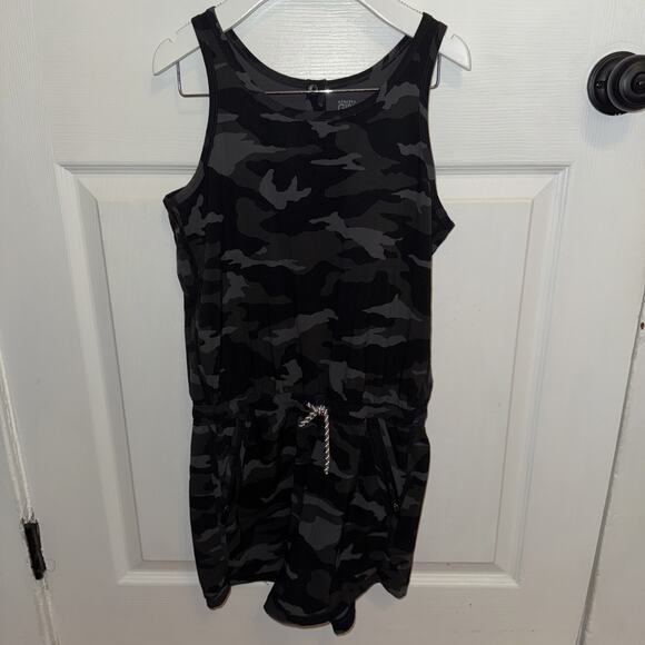Athleta Girl Gray Black On The Go Camo Romper Size XL 14 - Picture 1 of 6